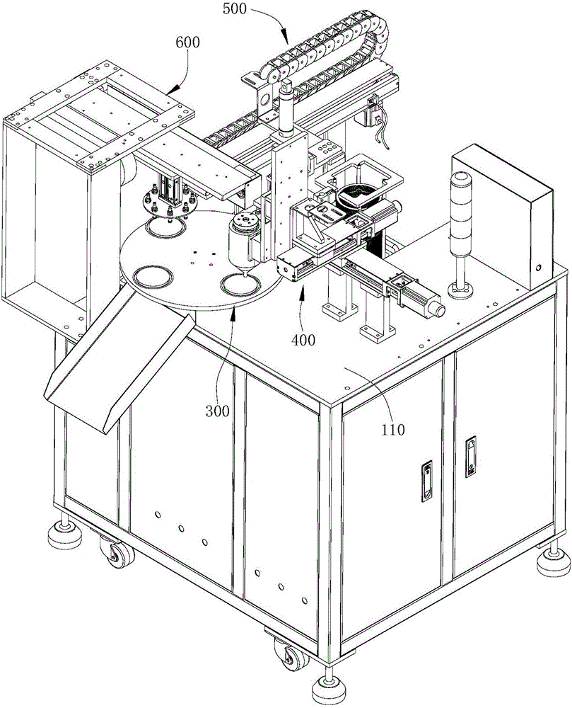 Glue spreading machine