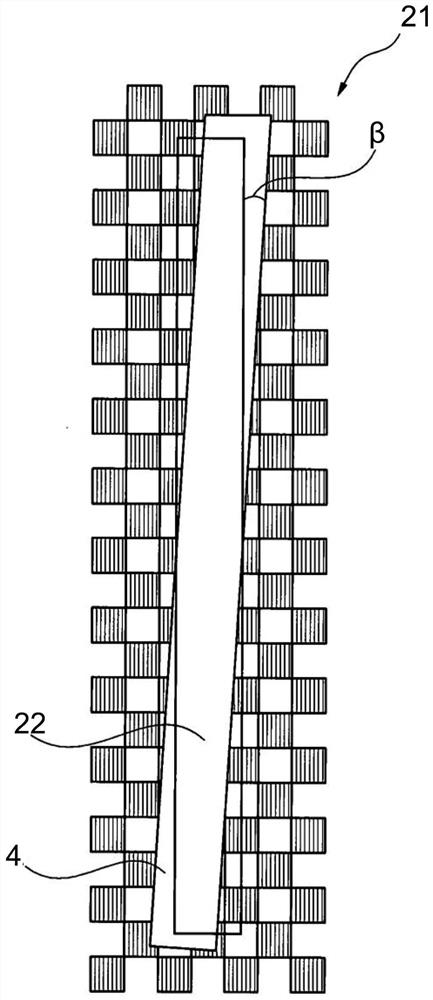 Winder and device for identifying remaining yarn