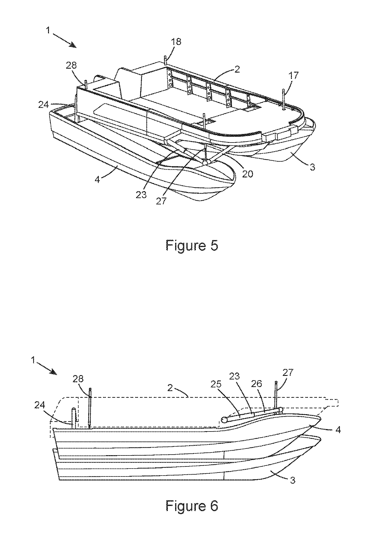 Multi-link suspension for multi-hulled vessels