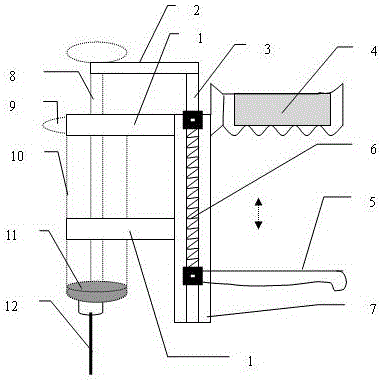 Syringe gripper capable of preventing contamination of medicine dispensing