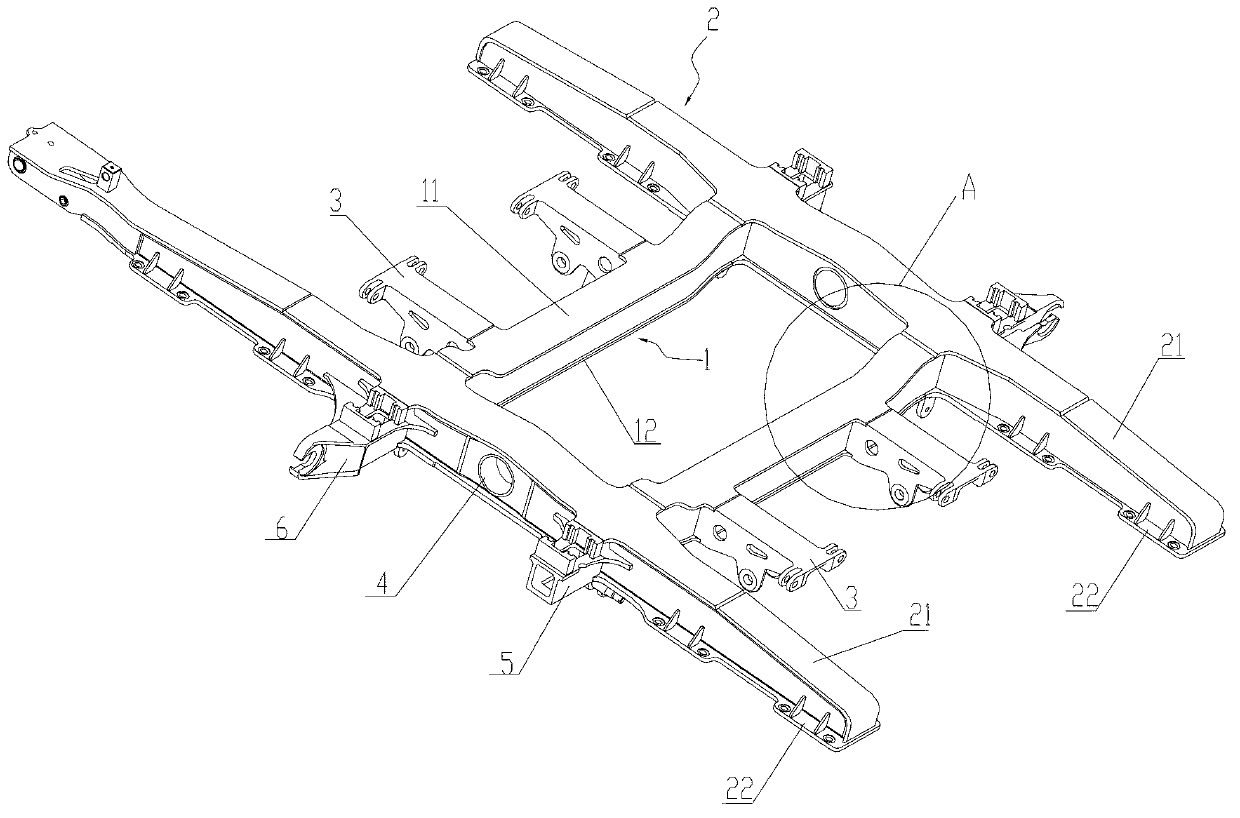 Bogie frame and manufacturing method thereof