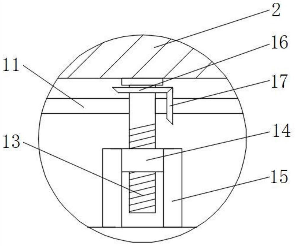 Die plate with adjustable outlet size