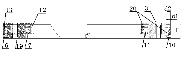 Material discharging tray of pelletizer with cooling structure