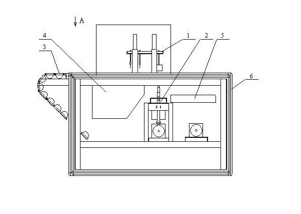 Automatic egg breaking machine and automatic egg breaking method