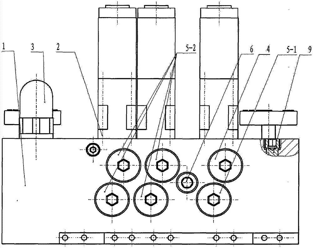 An electro-hydraulic control reversing valve with internal pressure relief function