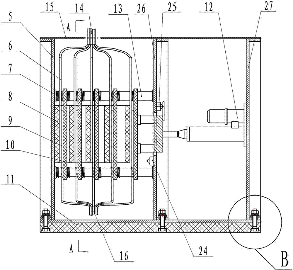 Large-current step-by-step transferring switch for aluminium electrolysis cell and step-by-step current transferring method