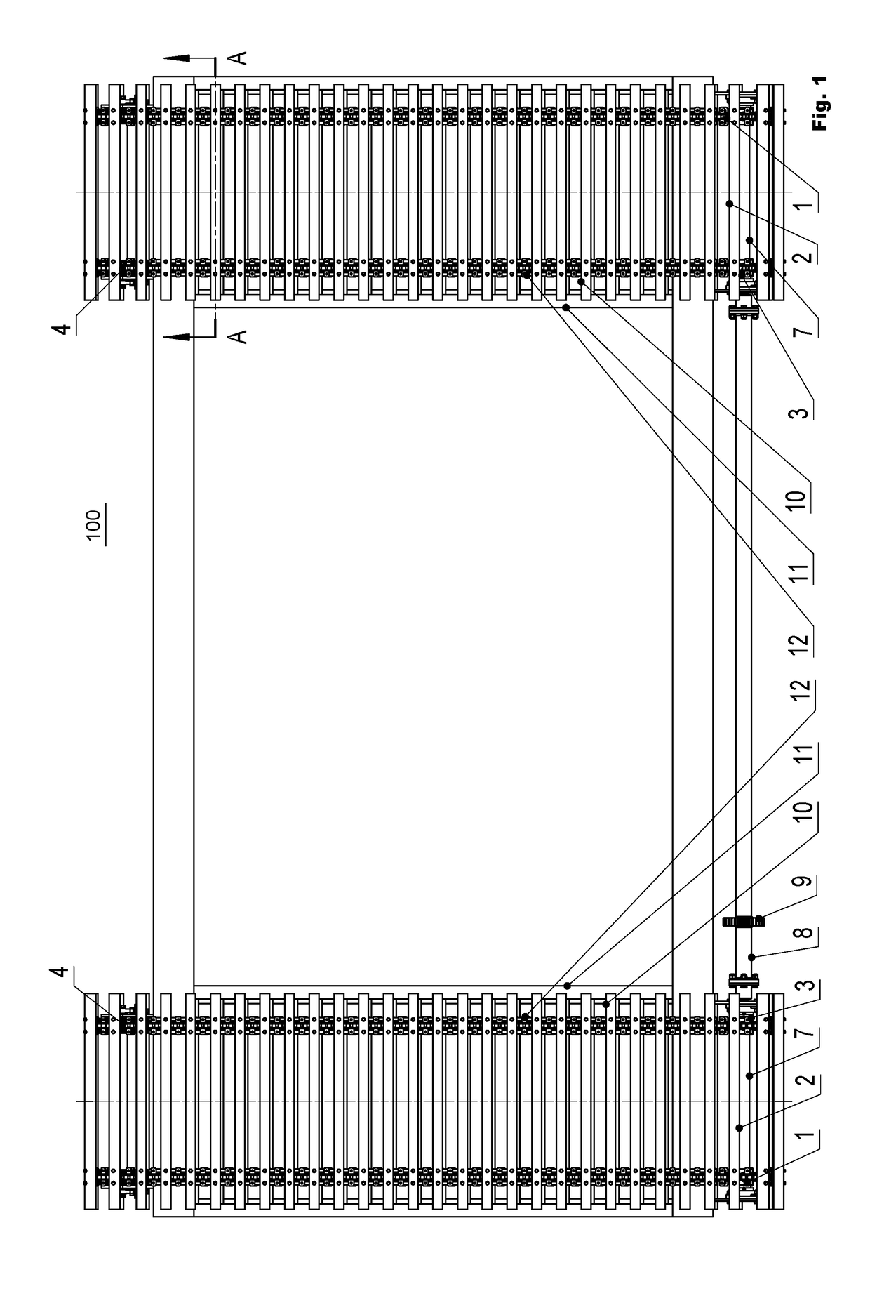 Chain type vehicle conveying device for stereo garage