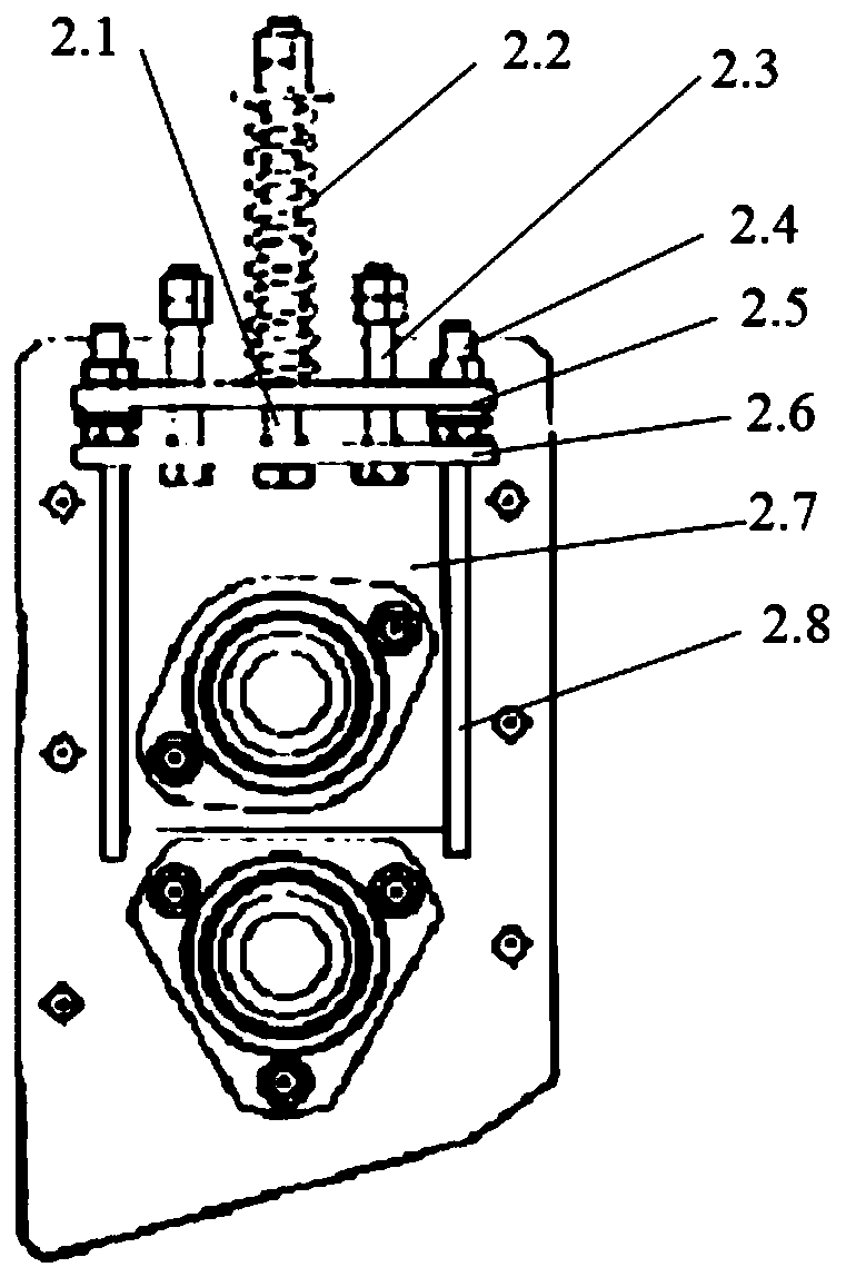 Floating impurity removal device applicable to position of secondary stem pulling on corn harvester