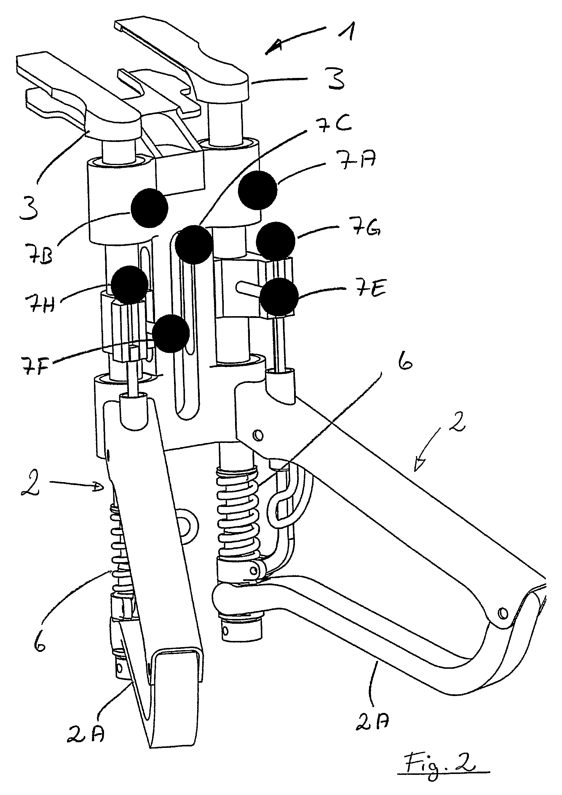 Device and method for ascertaining the force-displacement characteristic curve of one or more ligaments