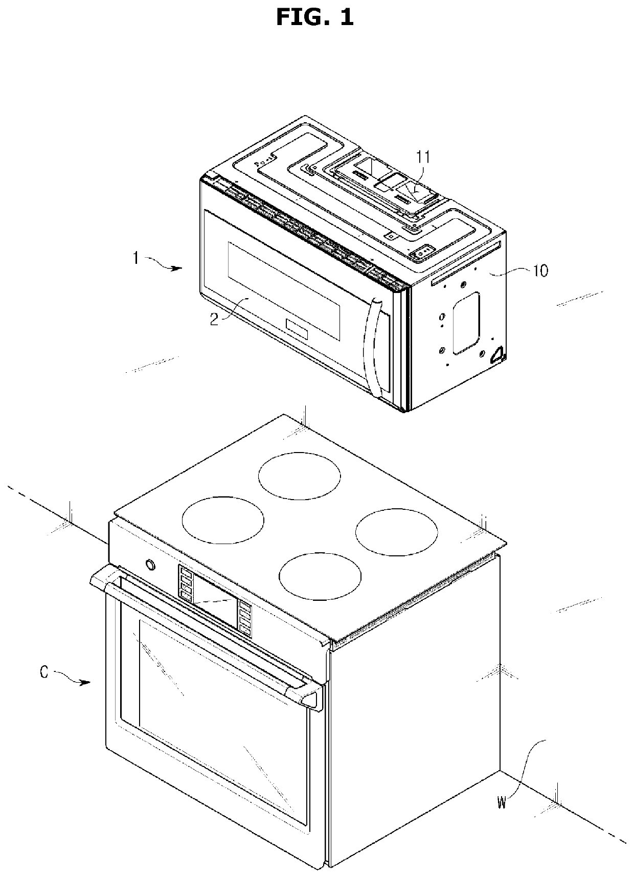 Cooking apparatus having hood