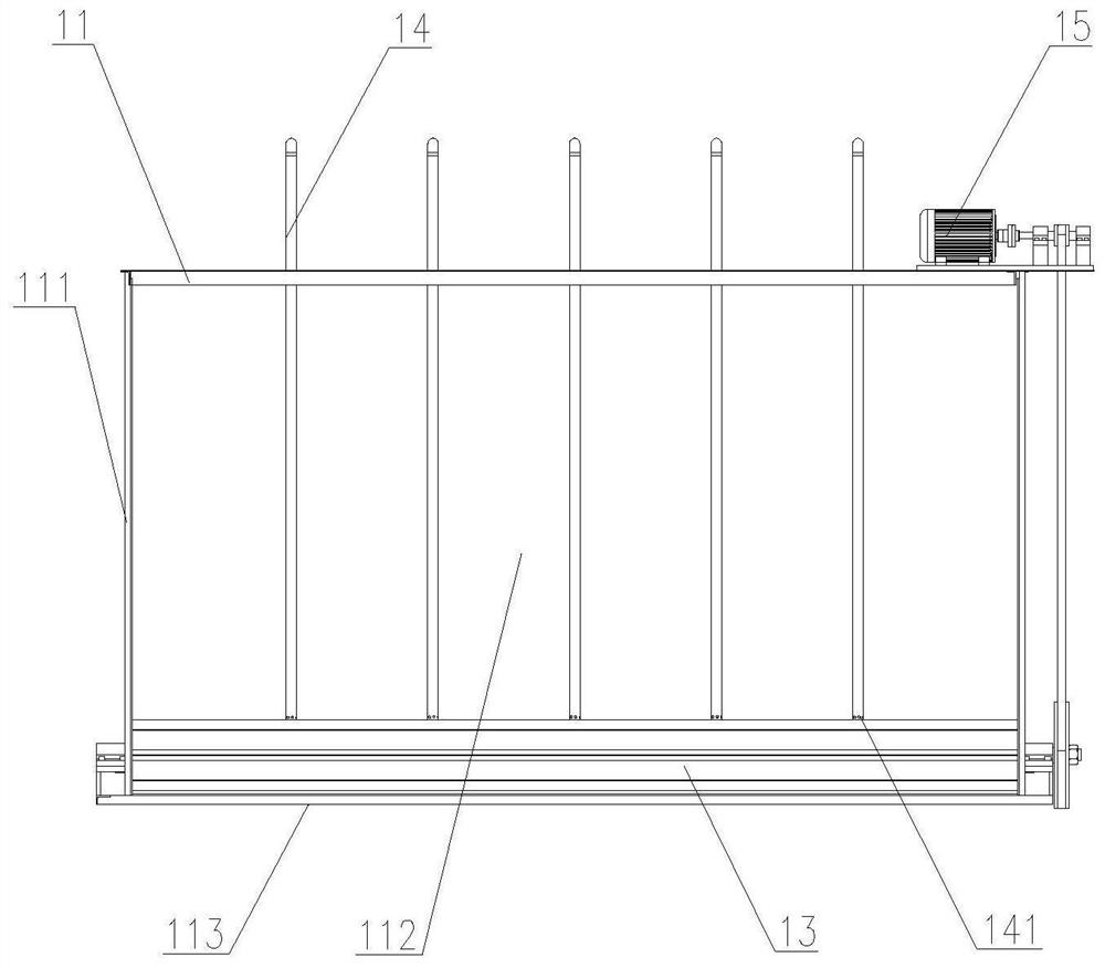 Water pushing oxygenation device and breeding tank thereof