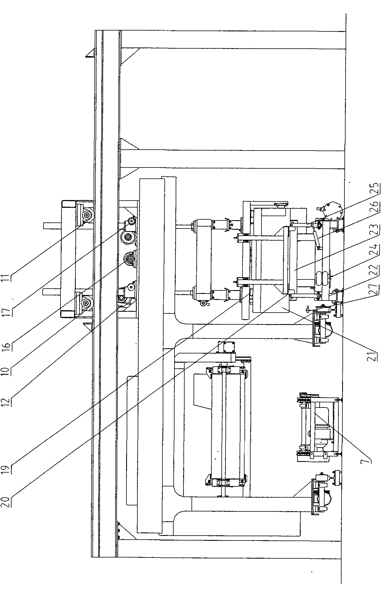 Forming machine of standing toilet pan