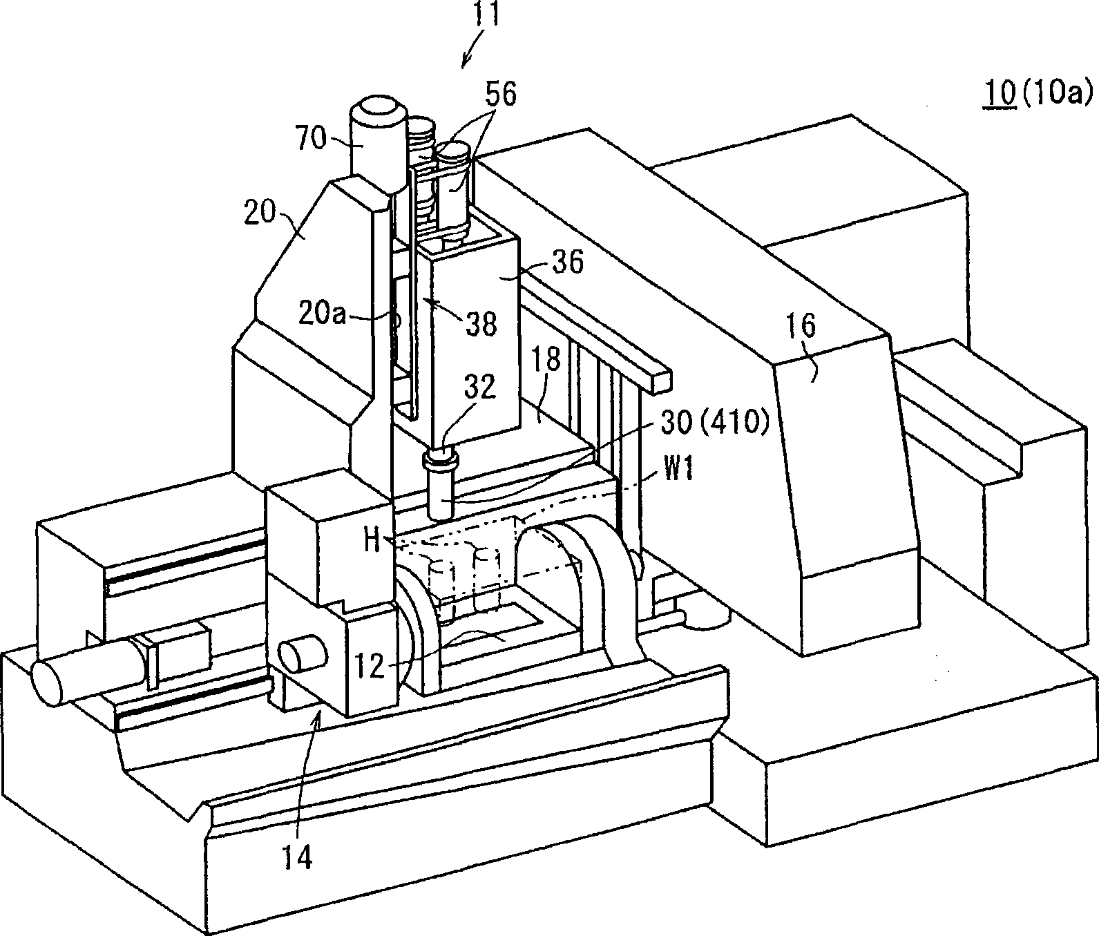 Tool head, machine tool and boring method of bore of cylinder block using the machine tool