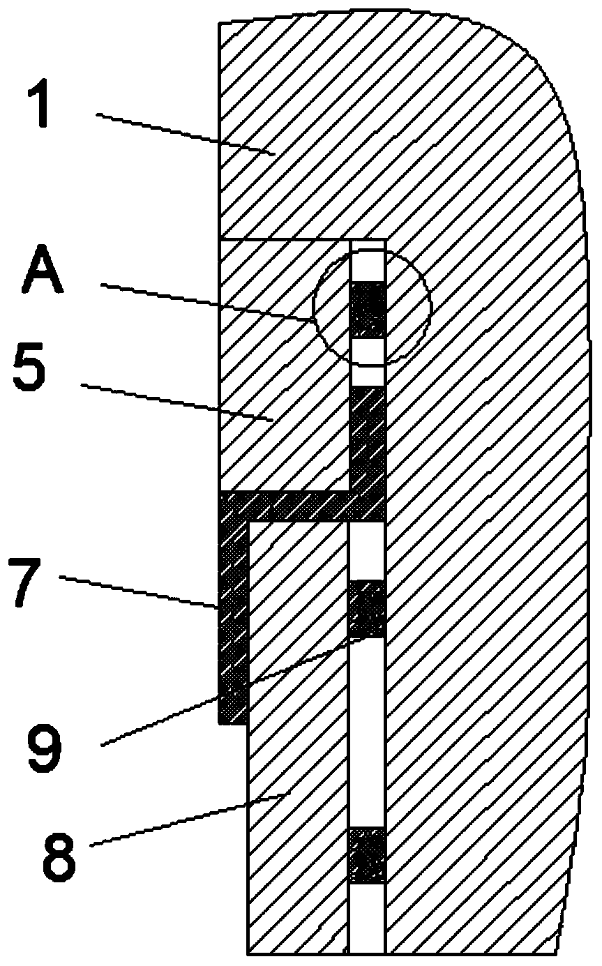 Closing technology of skirting board below novel combined cabinet bodies