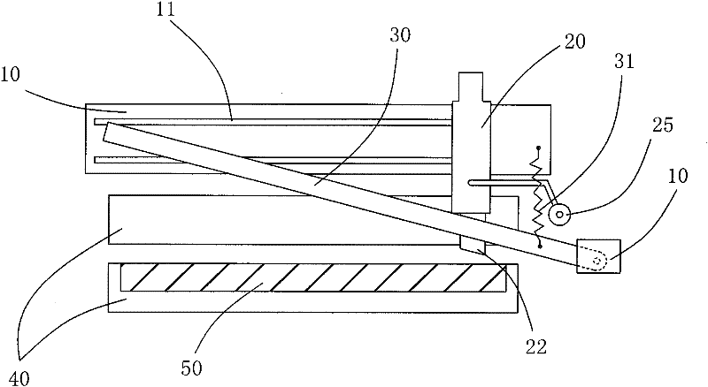 Tube cutting apparatus and method for cutting mother tubes