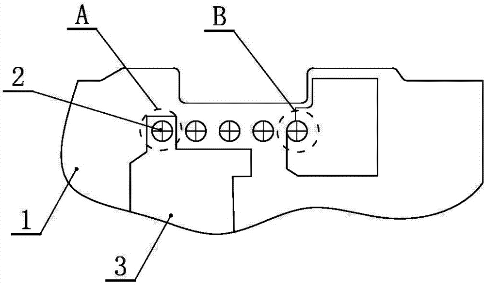 Battery connector for solving poor welding, and manufacturing method thereof