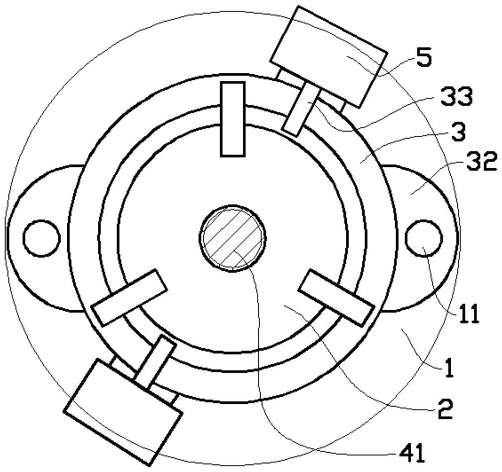 Layer-by-layer injection molding structure