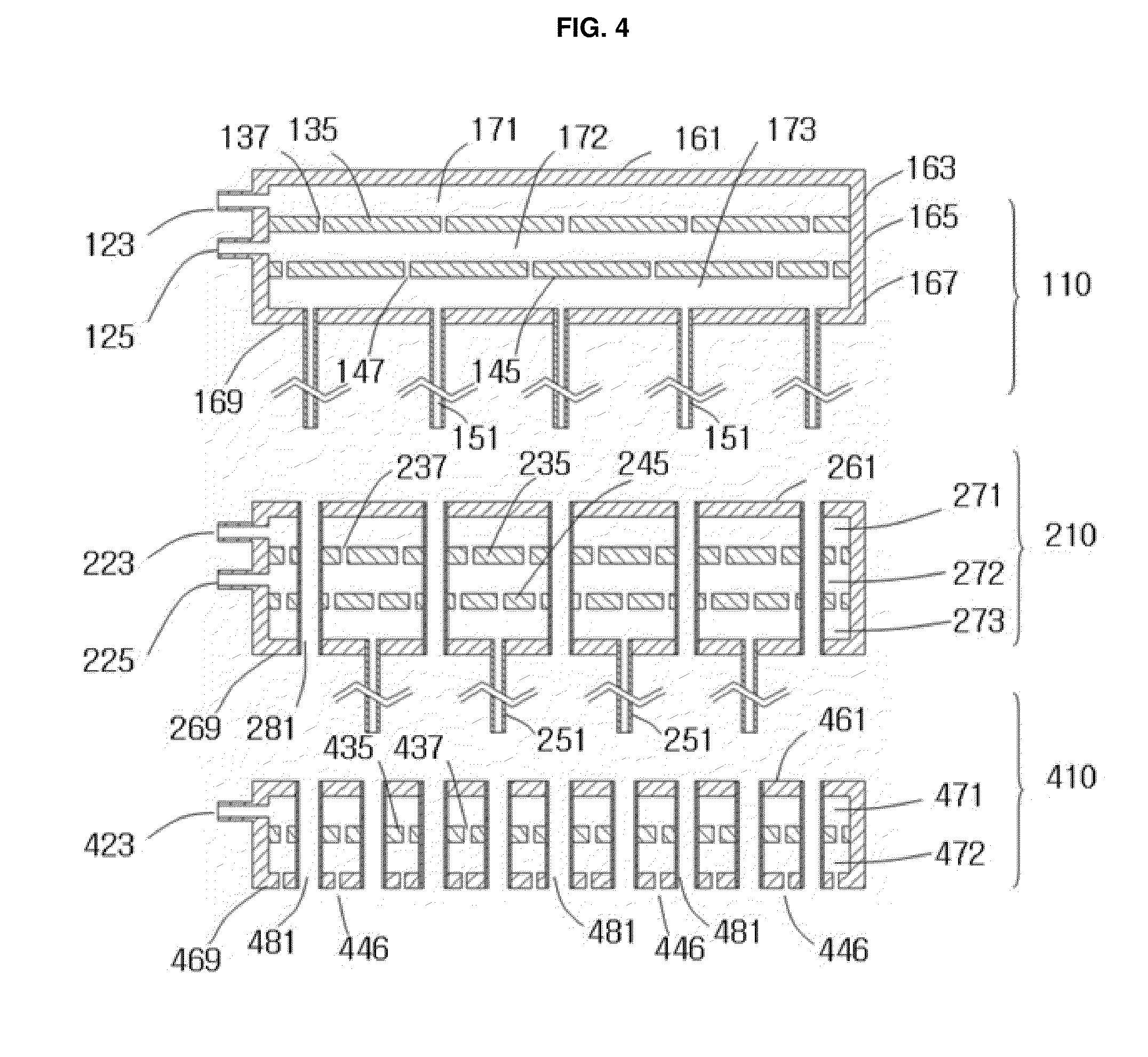 Apparatus of chemical vapor deposition with a showerhead regulating injection velocity of reactive gases positively and method thereof