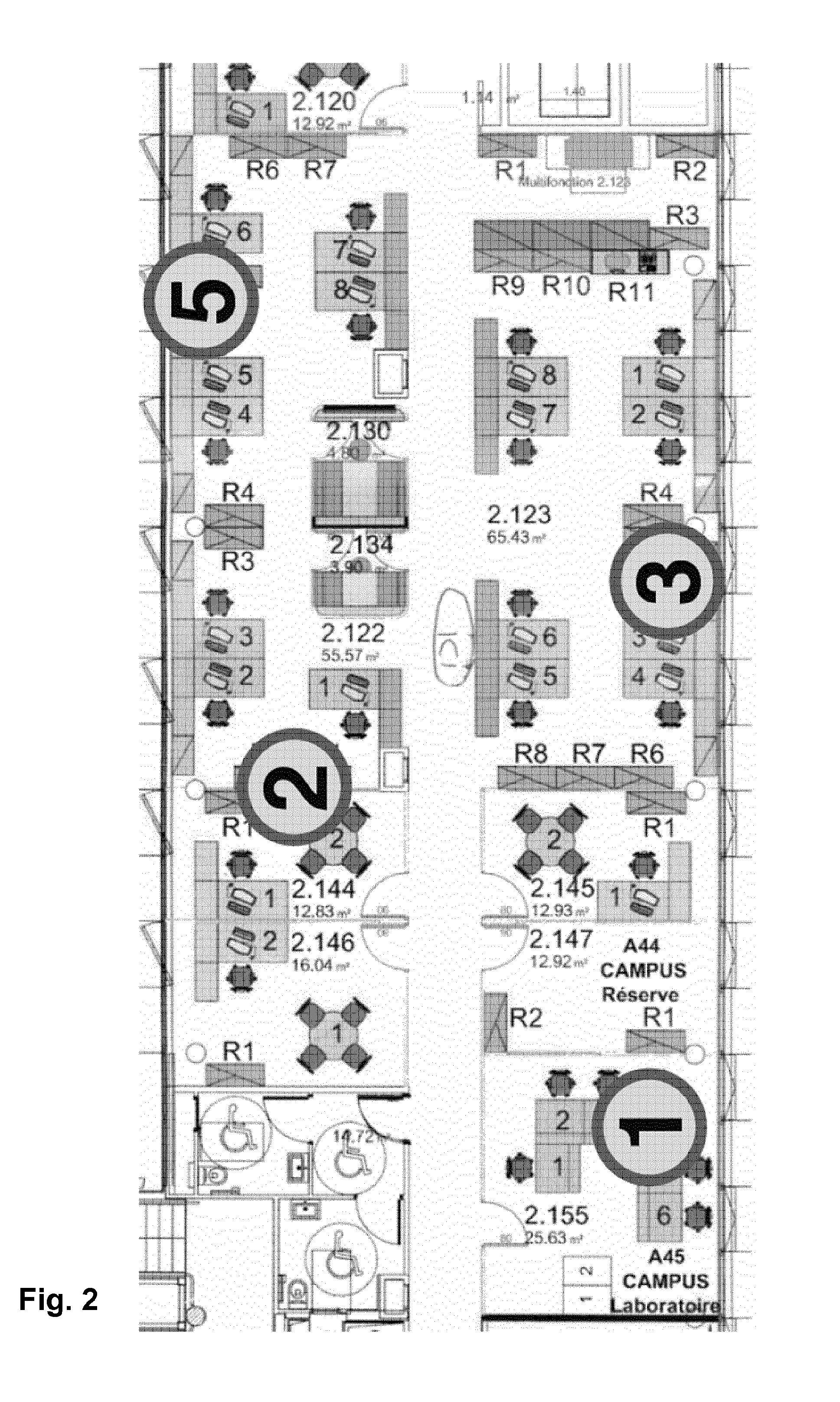 Method of, and apparatus for, controlling a wireless connection in a MIMO system using multi-sector directional antennas