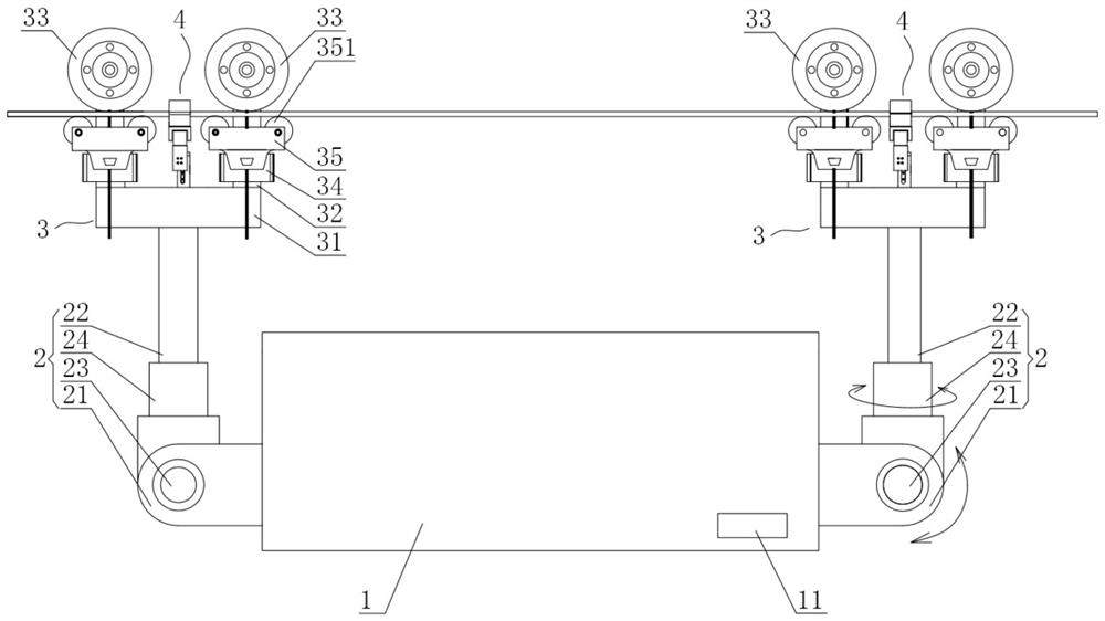 A rolling obstacle-surpassing robot and its application method for taking power online from transmission lines