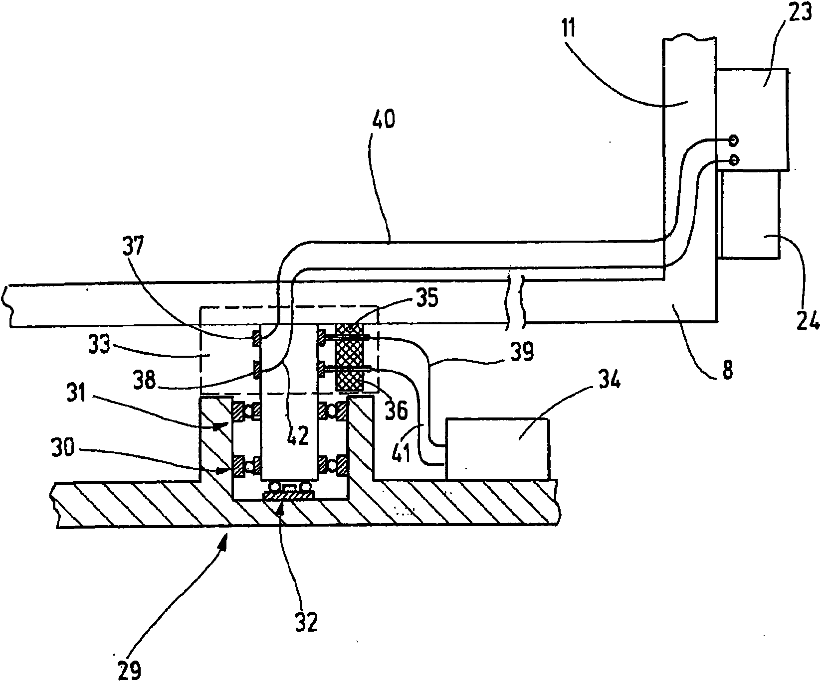 Fabric draw-off device