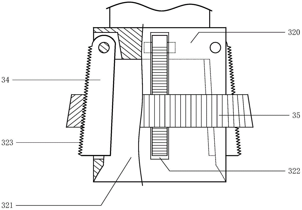 A lifting type plastic bottle cutting machine