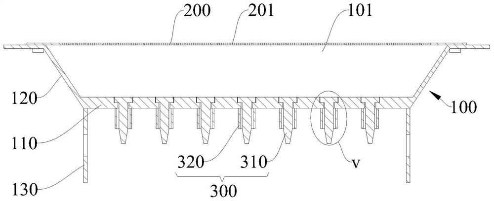 Hollow basalt fiber manufacturing device and method