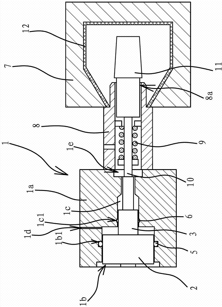 Air blowing pre-ventilation device of injection blowing molding machine