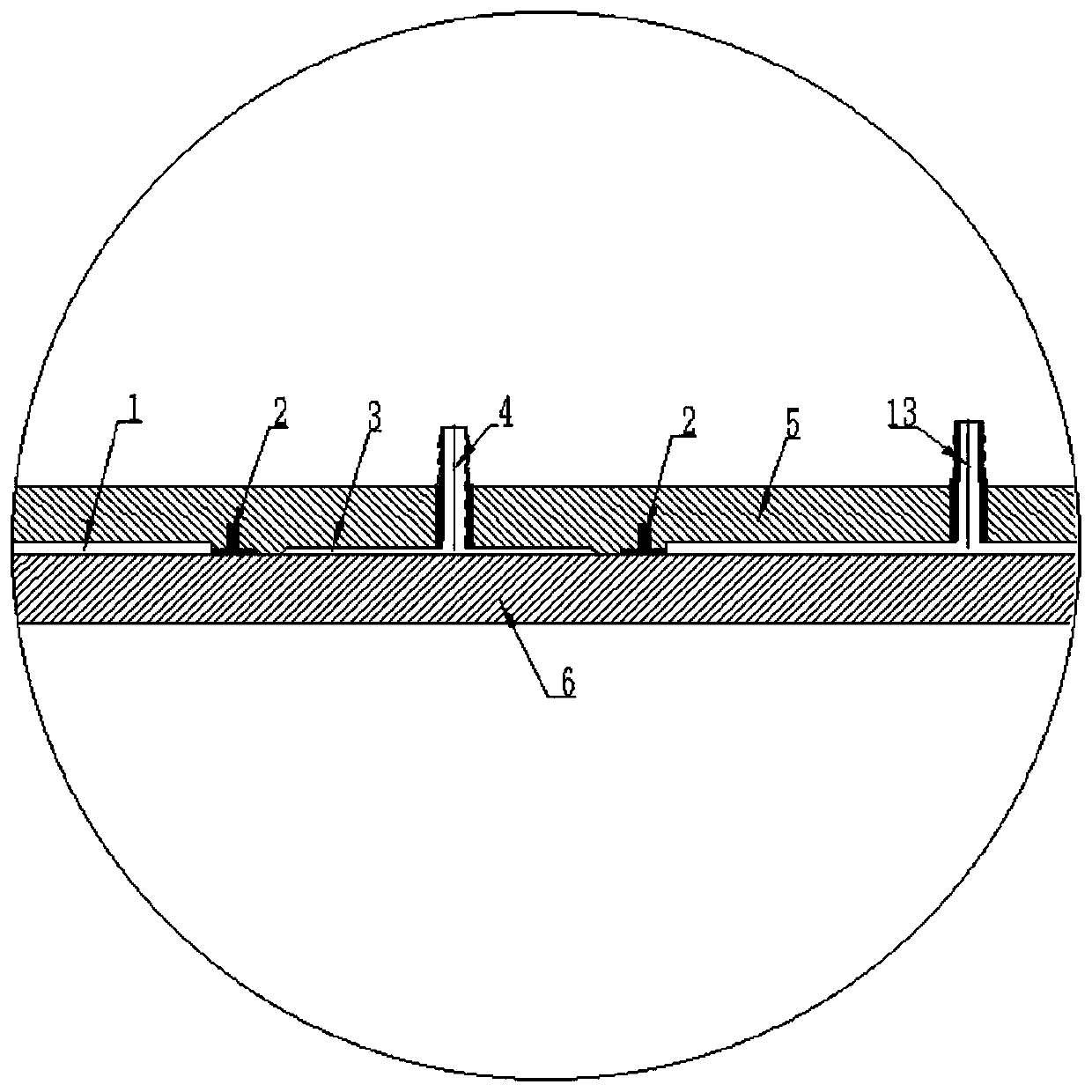 LRTM die and manufacturing method thereof