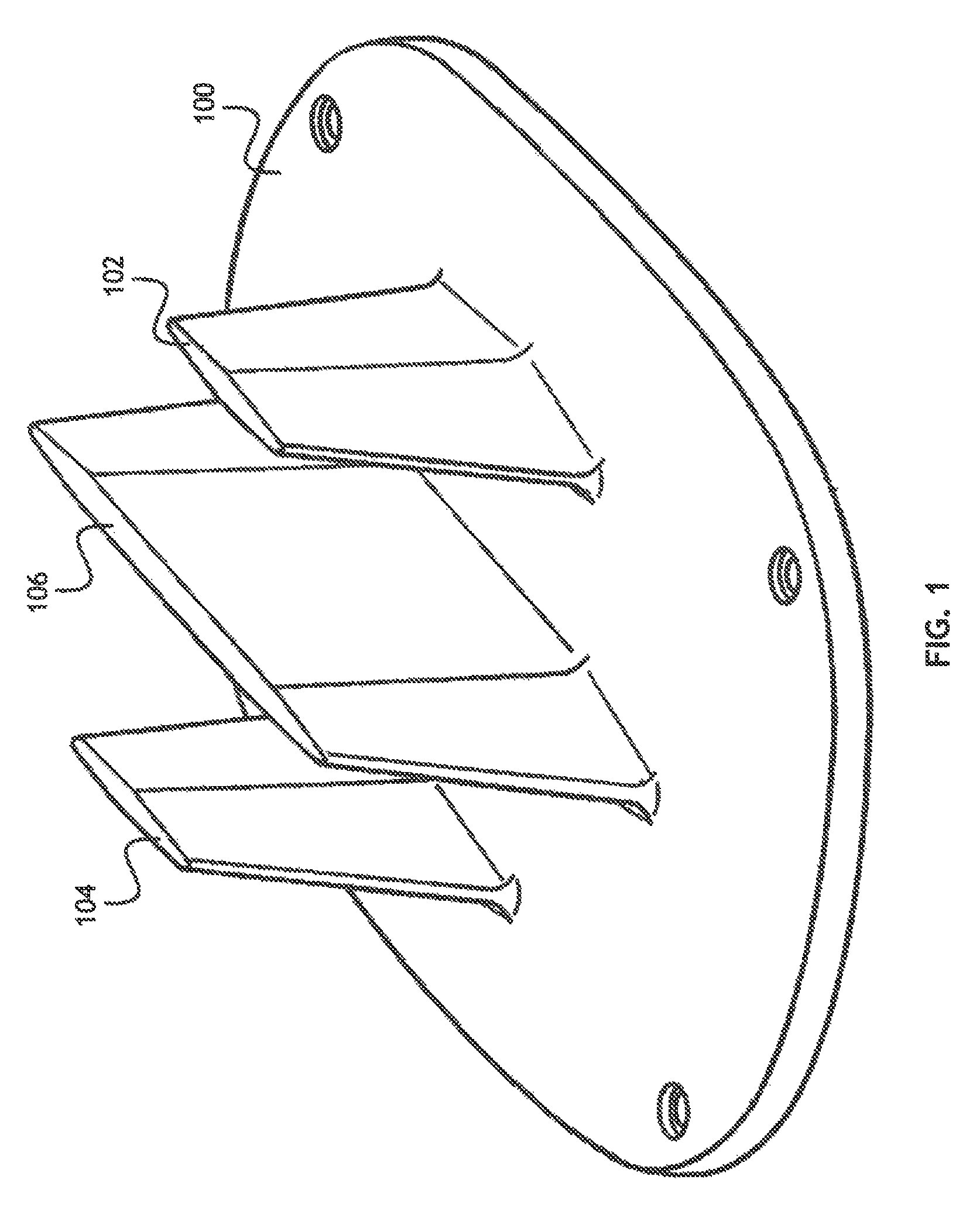 Tri-fin TCAS antenna