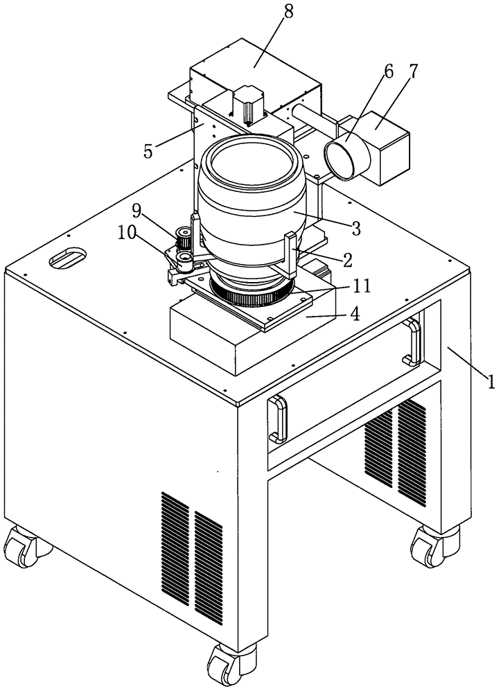 Method and device for engraving three-dimensional image on glass with regular cambered surface