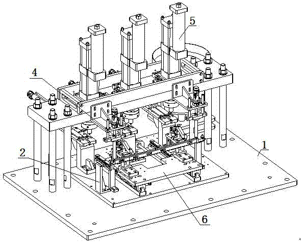 Automatic riveting machine