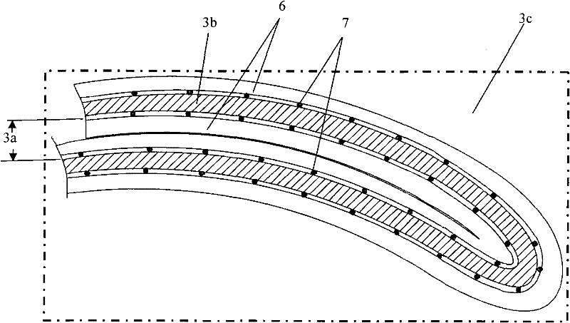 High-flux high-dirt-holding-capacity filtering element and preparation method thereof