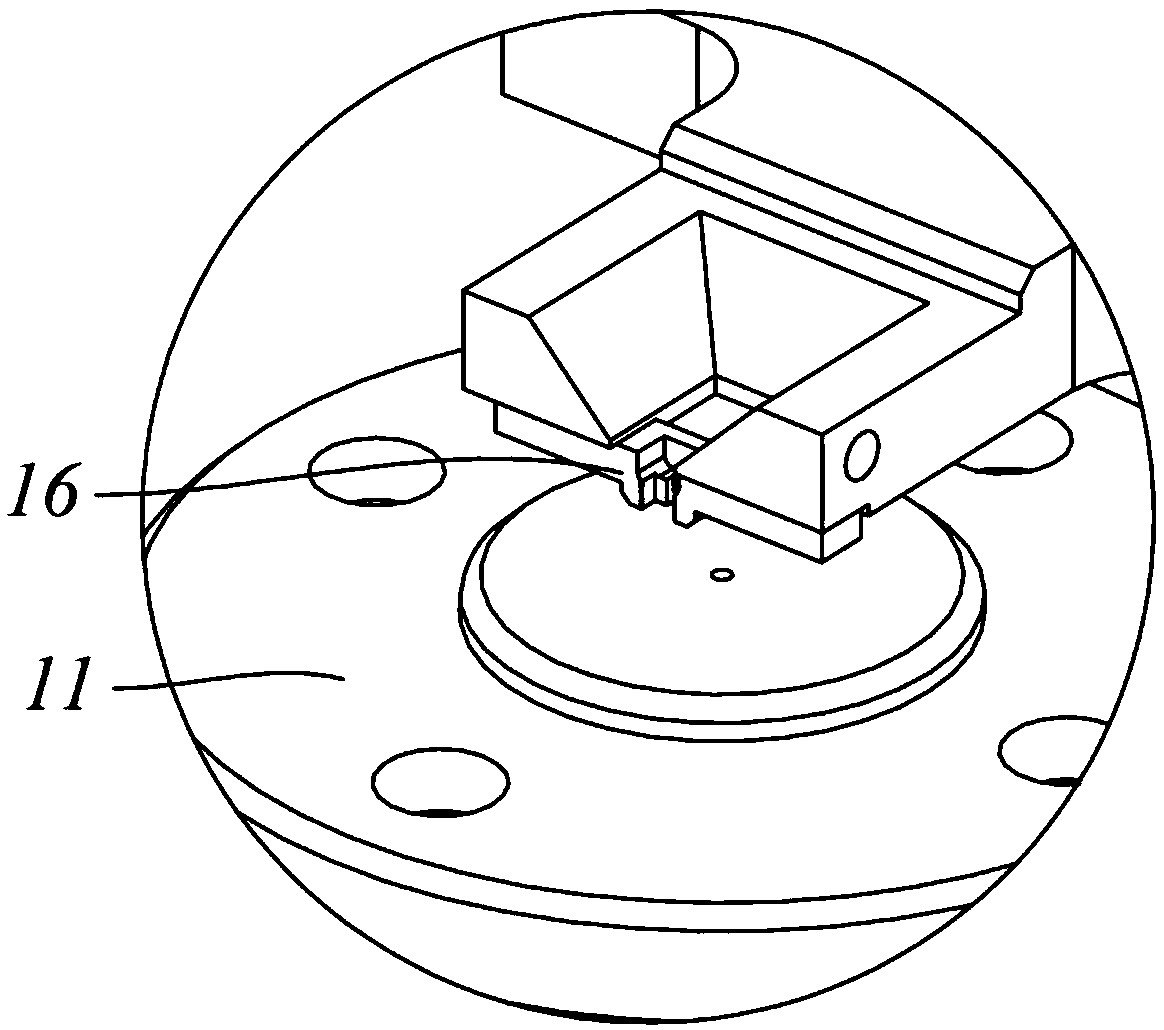 Suction nozzle for automatic chip mounter and automatic chip mounter