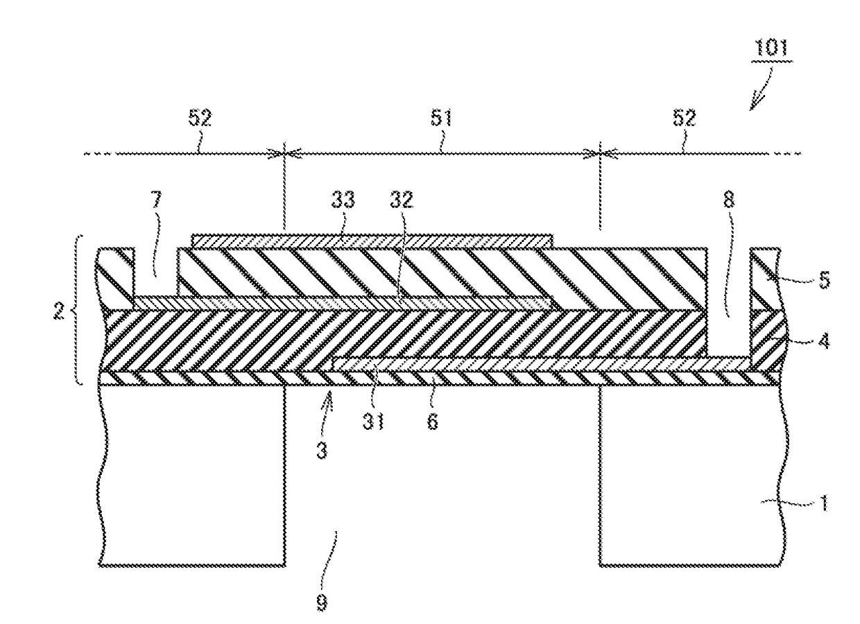 Piezoelectric device, piezoelectric transformer, and method of manufacturing piezoelectric device