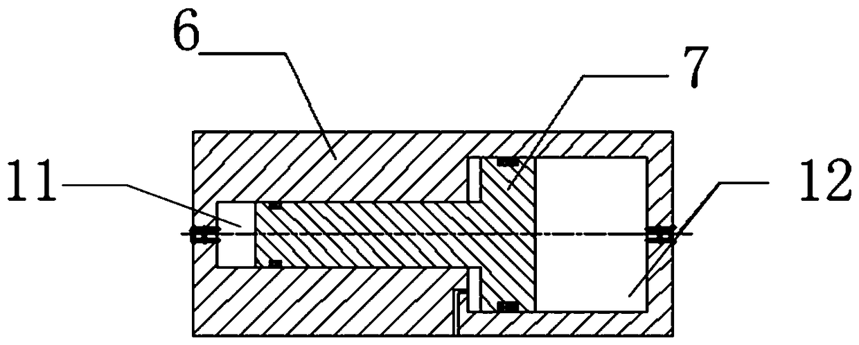 Gate blowout preventer with automatic closing position keeping function and blowout preventing method thereof