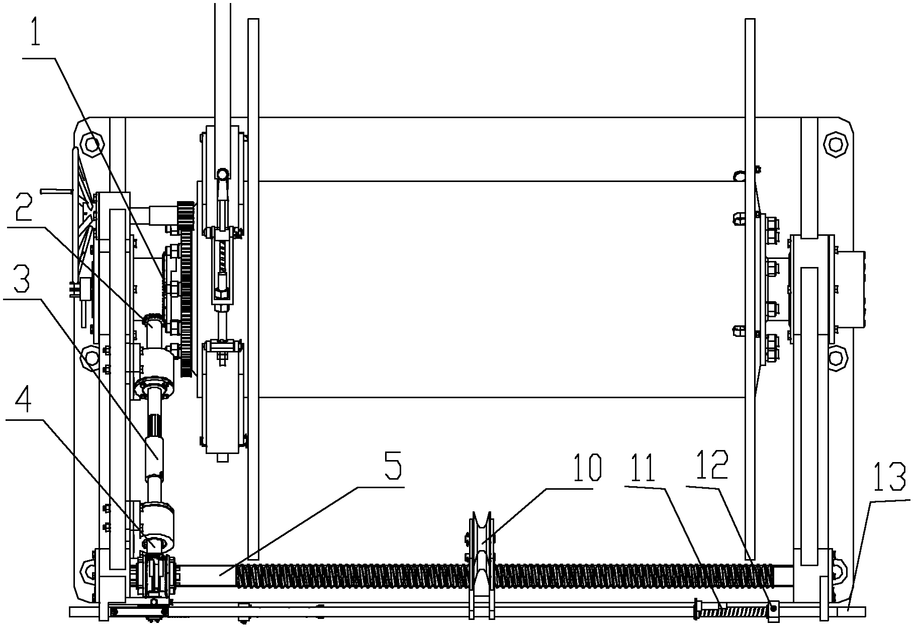 Mechanical winch automatic reversing cable distributor mechanism