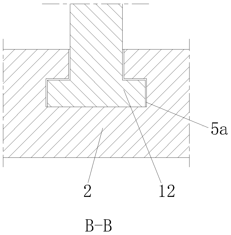 A coiled wire material storage device for welding