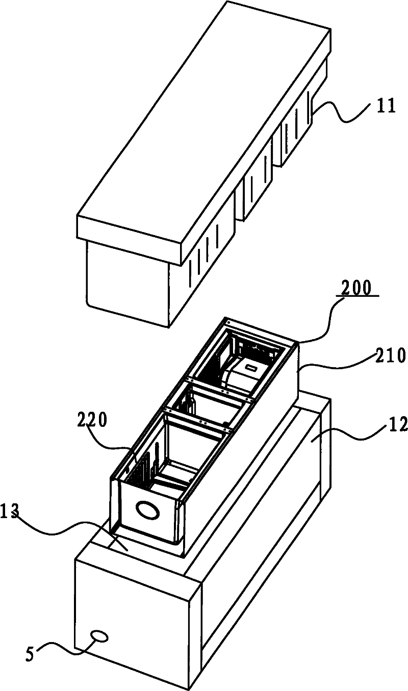 Foaming equipment, foaming process and foaming process of refrigerating equipment