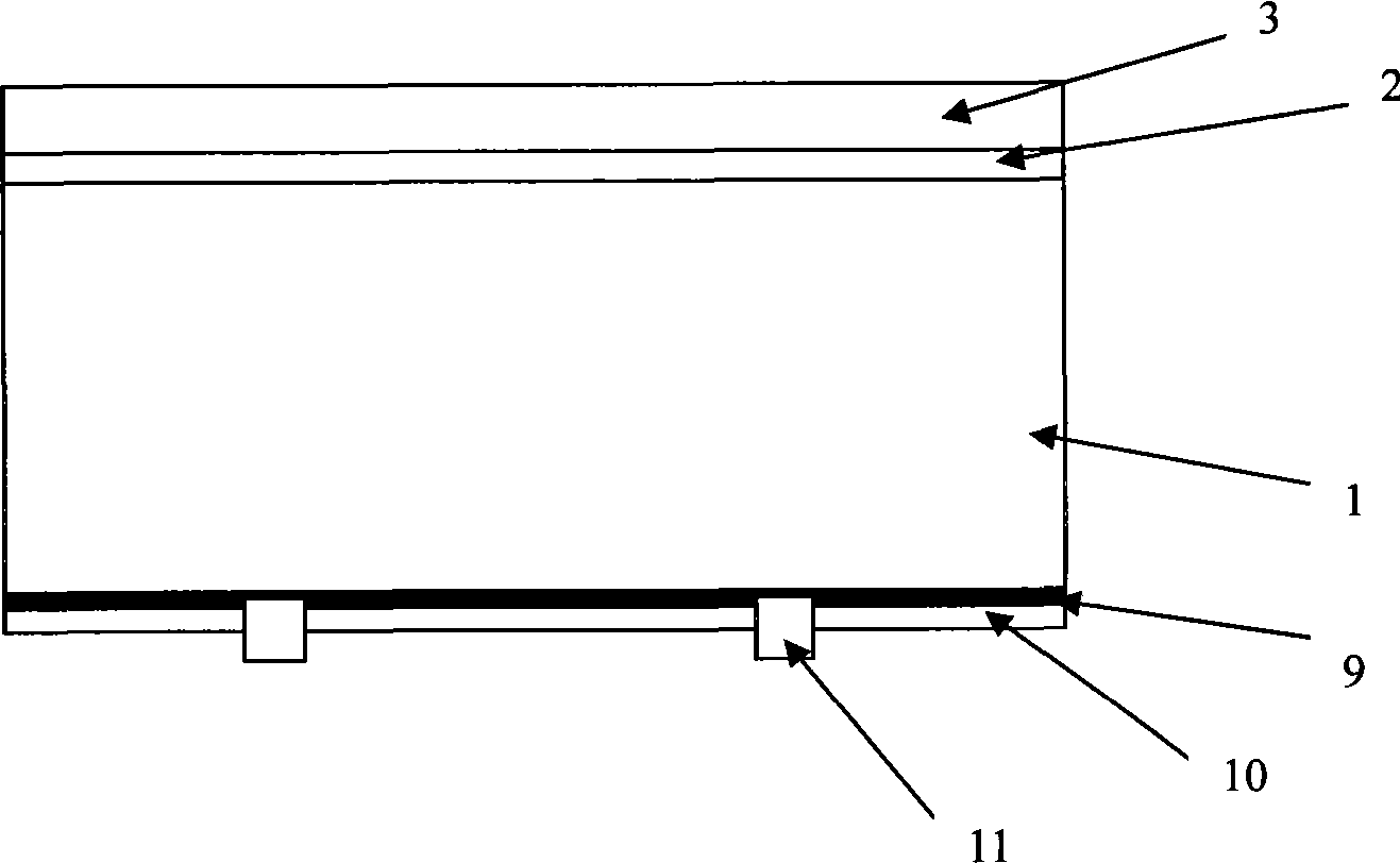 Method for preparing point contact electrode at back of solar cell by utilizing laser induced thermit reaction