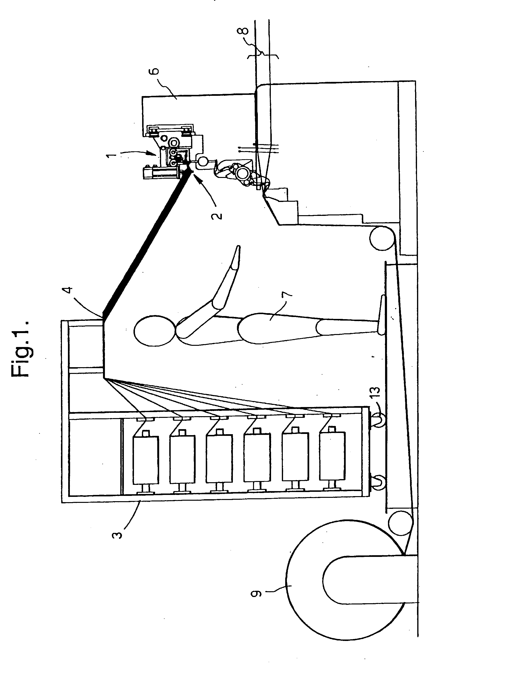 Carpet weaving loom