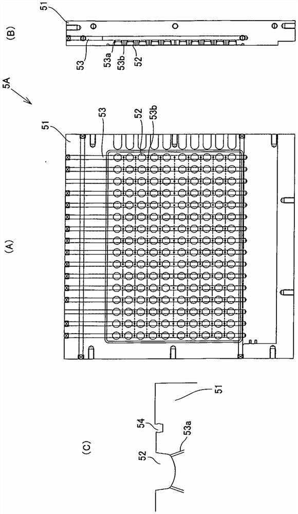 Film heating/molding device of blister packaging machine