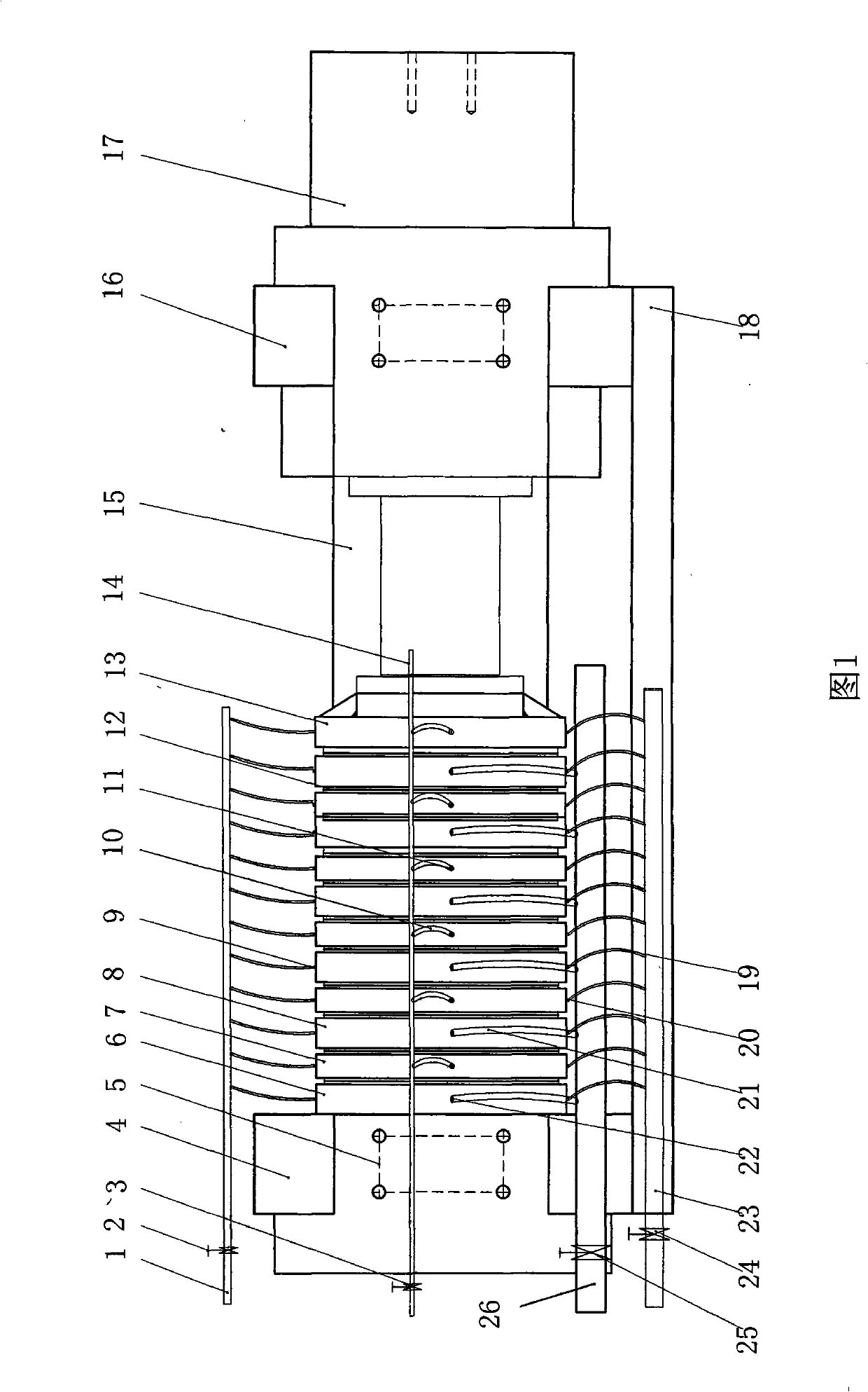 Plate-type sludge dewatering machine and dewatering method therefor