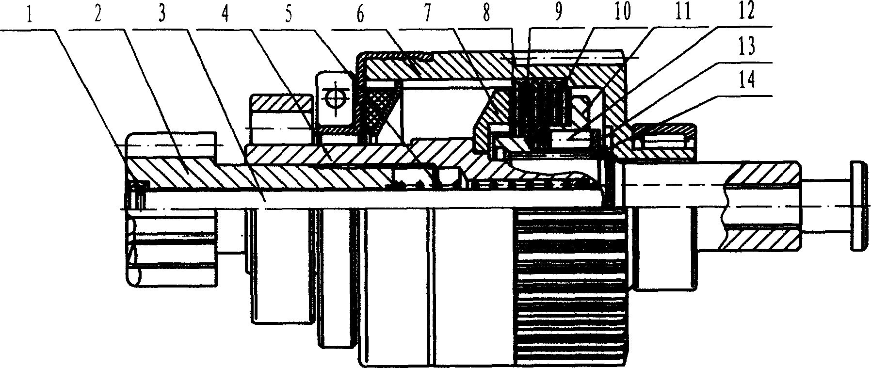 Unidirectional clutch for preventing engagement gear of mashing gear