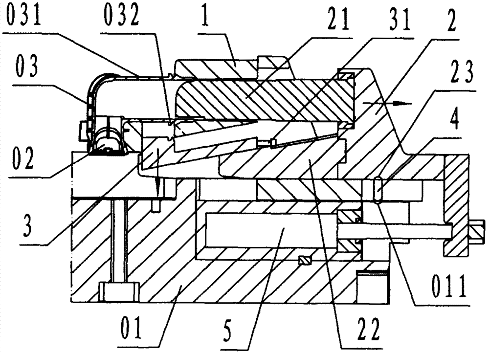 Three-linkage synthesis core-pulling device of injection mould