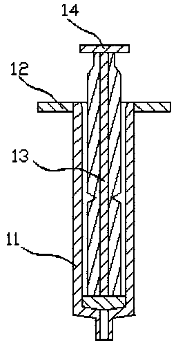 Continuous assembling device for injector