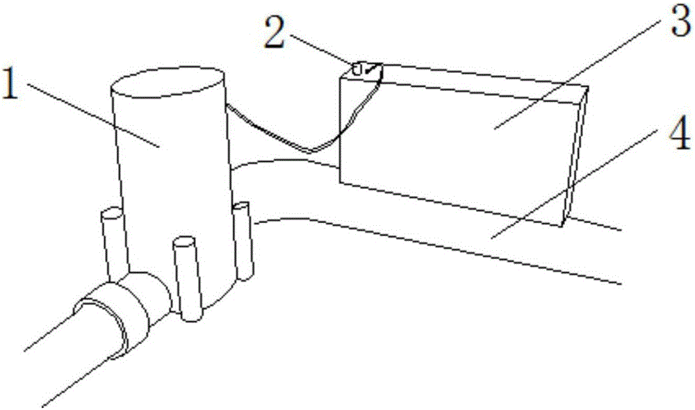 Short-range self-powered monitor for pipe fluid information