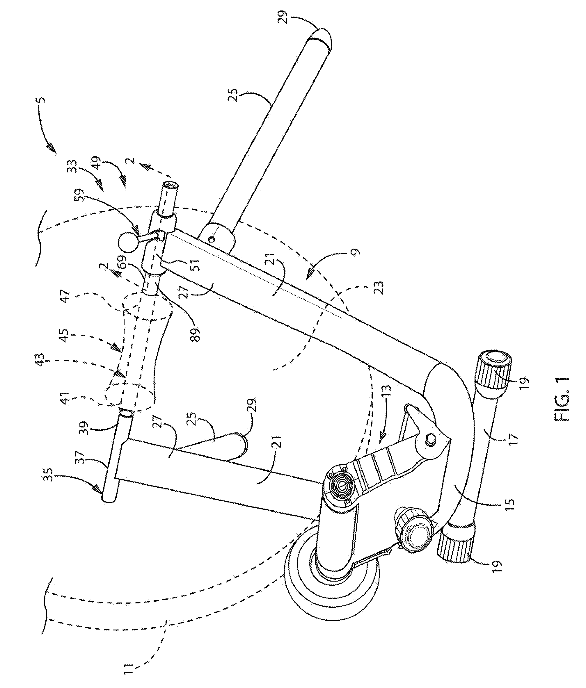 Self-adjusting skewer clamp for a bicycle trainer