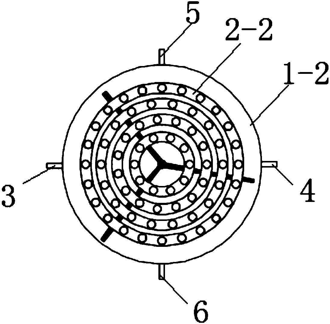 Oil-in-water emulsion electric field demulsification apparatus