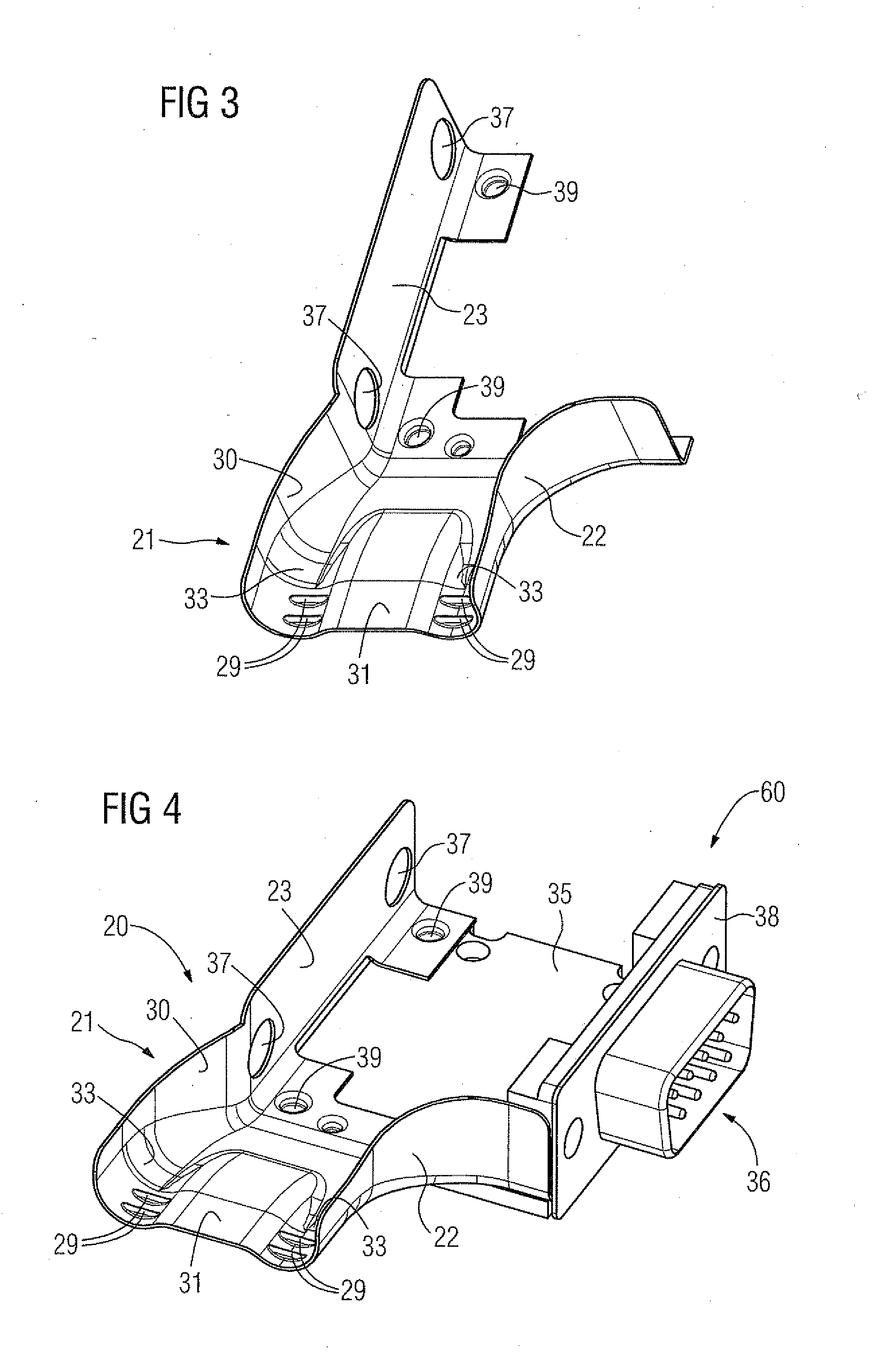 Bus connector with at least two cable connections for bus lines